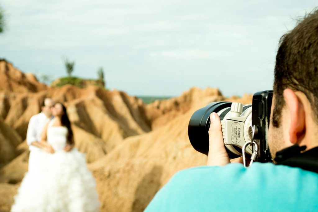 Wedding Photography Career: Is It Still Profitable in 2025?
