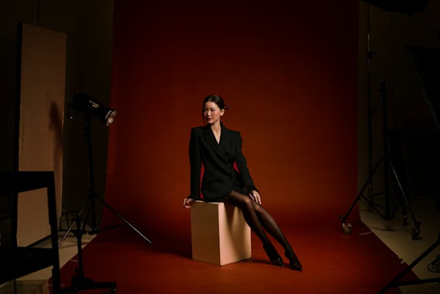 How Celebrity Photoshoot Differs From Regular Ad Photoshoot
