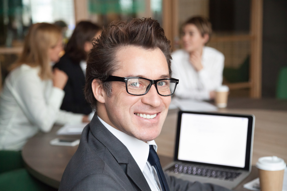 Why Professionals Are Updating Their Headshots