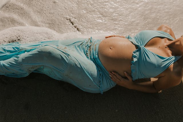 When Is the Best Time for a Maternity Photoshoot